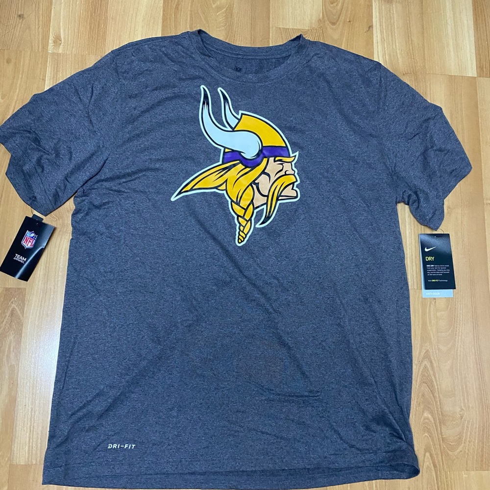 *SOLD* Nike DriFit Minnesota Vikings T-Shirt